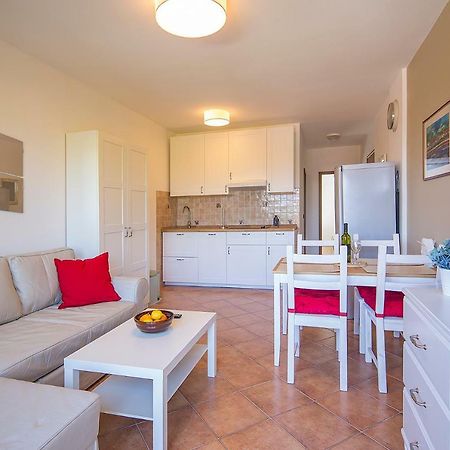 מאלינסקה Apartments Bo מראה חיצוני תמונה